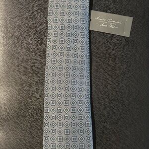 Daniel Cremieux Geometric Gray and Blue Tie